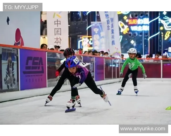 足球明星挑战新领域轮滑技巧大赛精彩纷呈引发热议